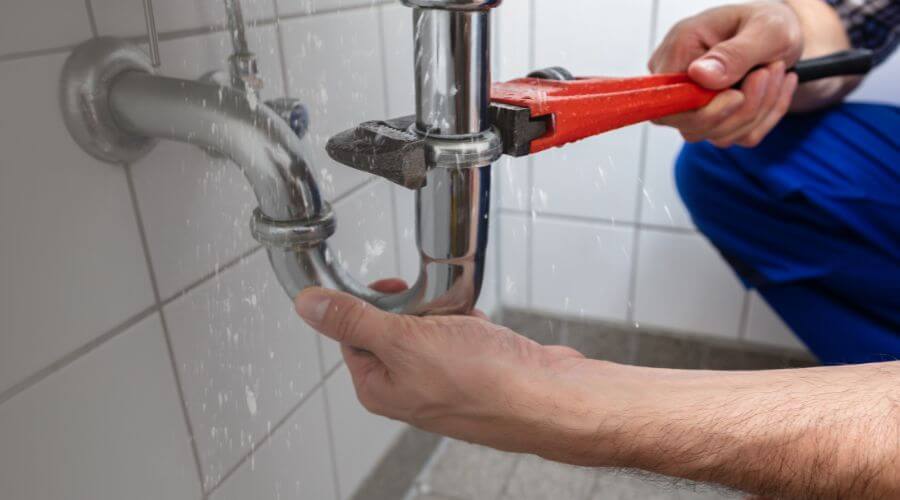 Expert burst pipe repair services in Signal Mountain, TN